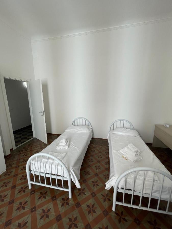 Cavour 414 Hotell La Spezia Exteriör bild
